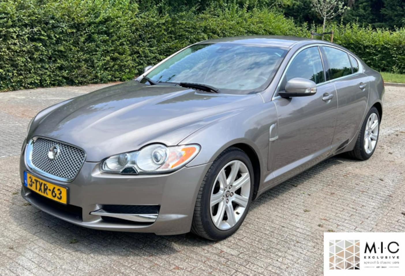 Jaguar XF - 2.7D V6 Premium Luxury | dealer onderh. | Inr Mog. - AutoWereld.nl