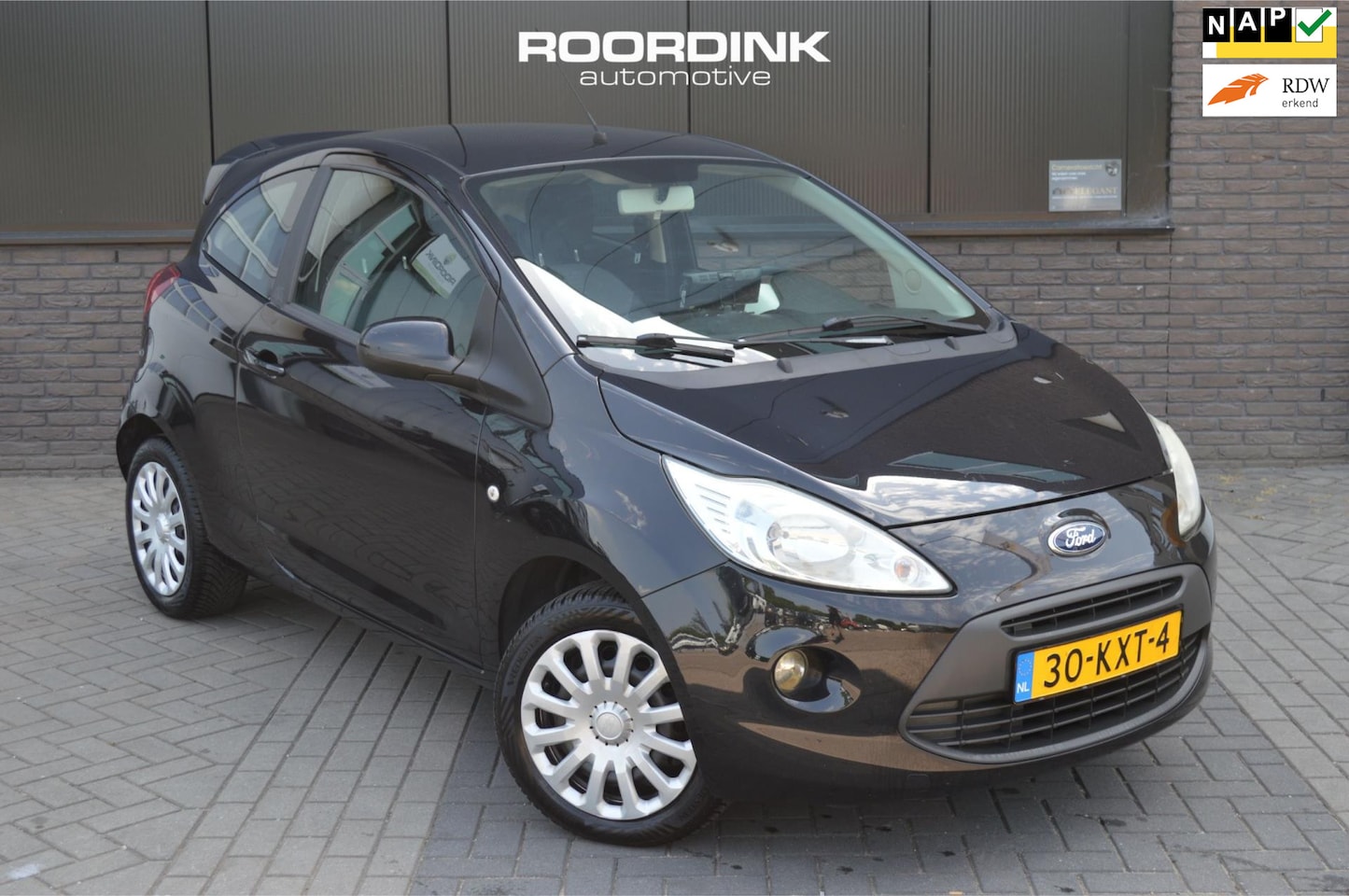 Ford Ka - Carplay|Airco|Spoiler|NAP - AutoWereld.nl