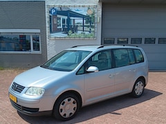 Volkswagen Touran - 1.6 Trendline
