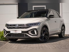 Volkswagen T-Roc - 1.5 TSI R-Line Virtual IQ LIGHT BLACKSTYLE 2024 NAVI CARPLAY CAMERA