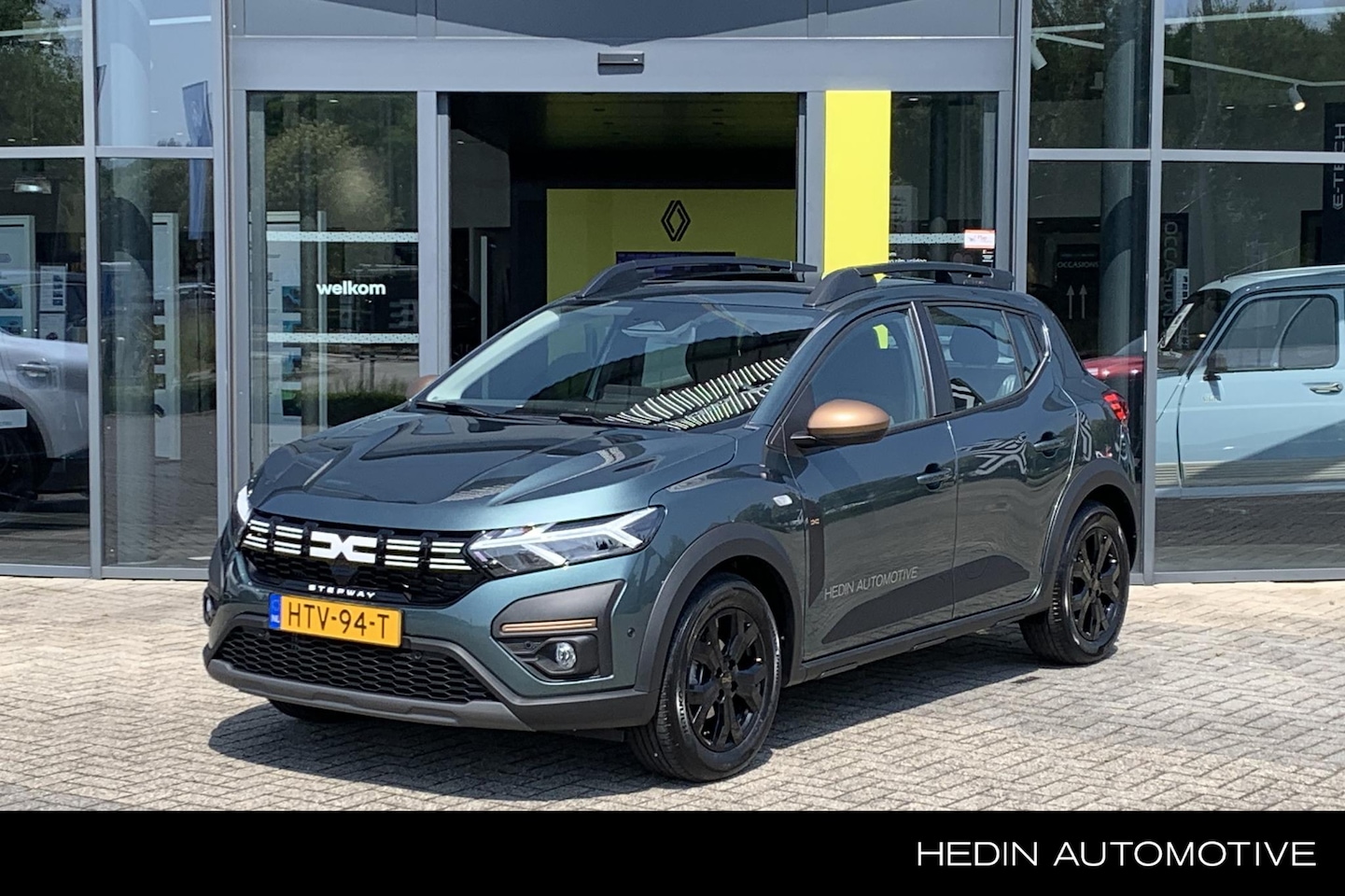 Dacia Sandero Stepway - 1.0 TCe 90 Extreme | Elektrisch schuifdak | Navigatie | Achteruitrijcamera | Climate contr - AutoWereld.nl