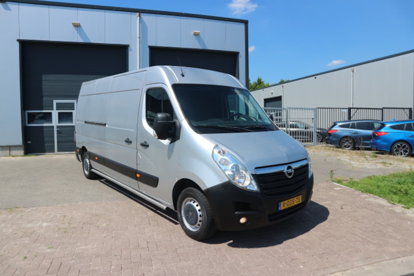 Opel Movano - 2.3 CDTI L3H2 2.3 CDTI L3H2 - AutoWereld.nl