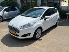 Ford Fiesta - 1.0 EcoBoost Titanium X/ Cruise control/ PDC/ Trekhaak/ Bluetooth