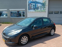Peugeot 207 - 1.4-16V Color-line