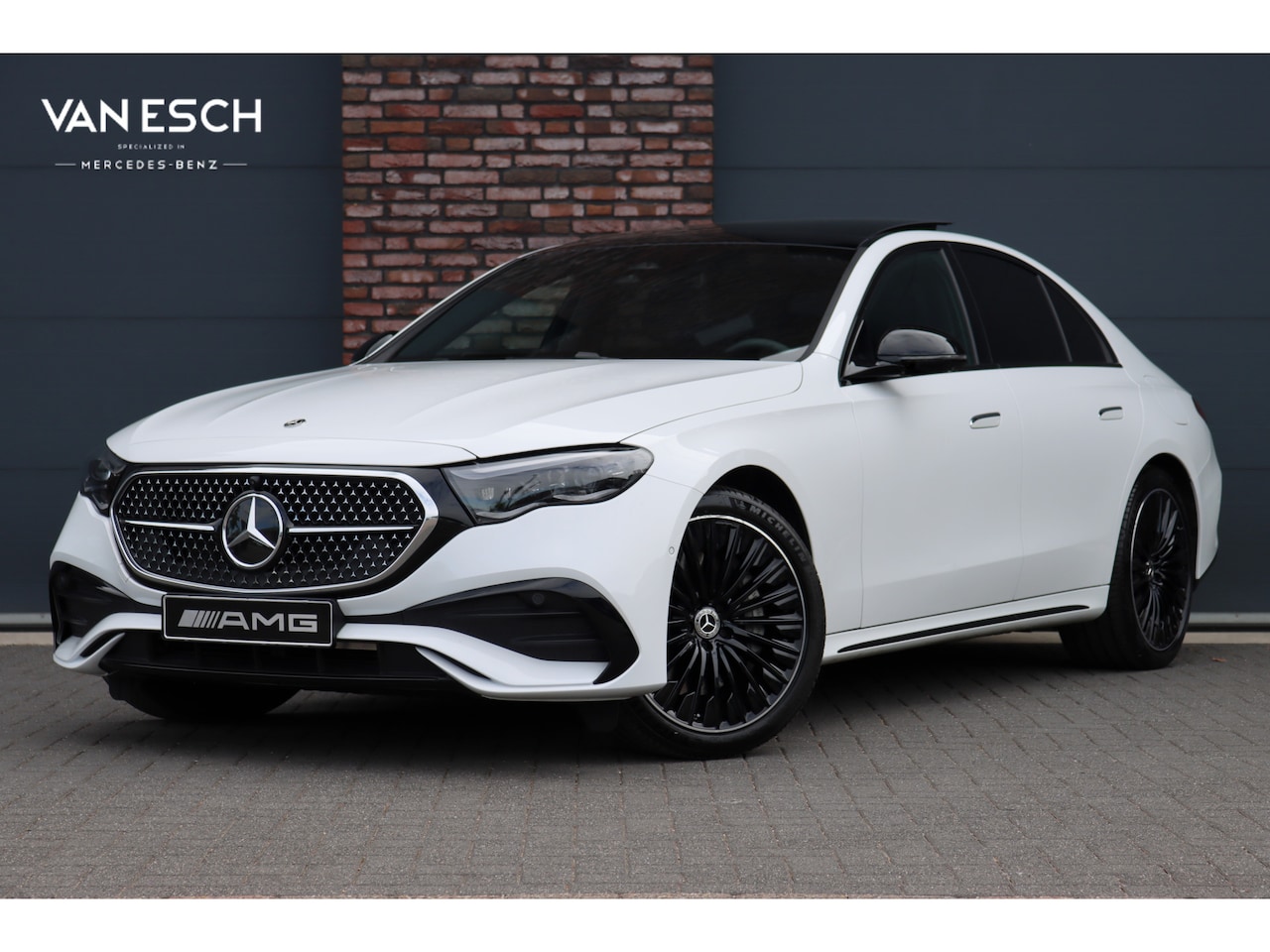 Mercedes-Benz E-klasse - 400 e 4MATIC AMG Line Aut9 | MBUX Hyperscreen | Distronic Pro | Memory | Digital Light | P - AutoWereld.nl