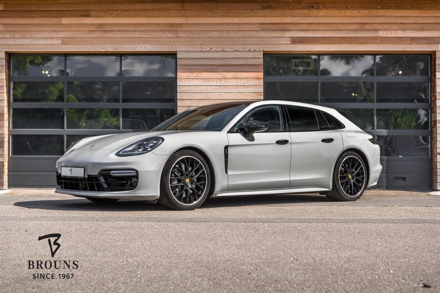 Porsche Panamera Sport Turismo - 2.9 4 E-Hybrid | SportDesign | ACC | SoftClose | Panorama | SportUitl | Luchtv | - AutoWereld.nl