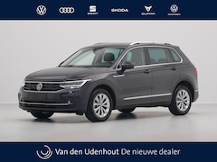 Volkswagen Tiguan - 1.5 TSI 130pk Life Navi via App Clima Pdc Acc Side Assist
