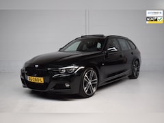 BMW 3-serie Touring - 320i 184PK M Sport ORG.NED / PANORAMADAK / CAMERA / TREKHAAK / LEER / HEAD-UP / KEYLESS /