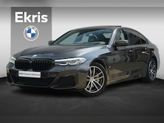 BMW 5-serie - Sedan 530i M Sportpakket Schuif-/kanteldak / Head-Up Display / HiFi System