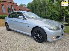 BMW 3-serie - 320i High Executive AUTOMAAT/airco/CRUISE