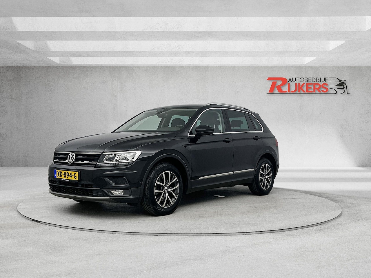 Volkswagen Tiguan - 1.4 TSI ACT Comfortline Business R Camera A,Navi,Blis,Lane Asist,Cruise Contr,Climate Cont - AutoWereld.nl
