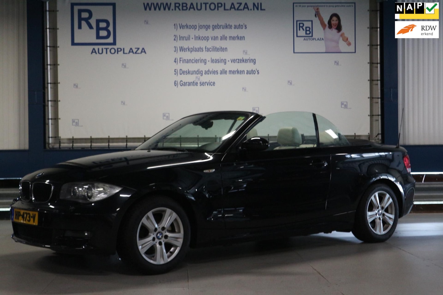 BMW 1-serie Cabrio - 120i AIRCO/ COMPLEET ONDERHOUDEN/ CRUISE CONTROLL - AutoWereld.nl