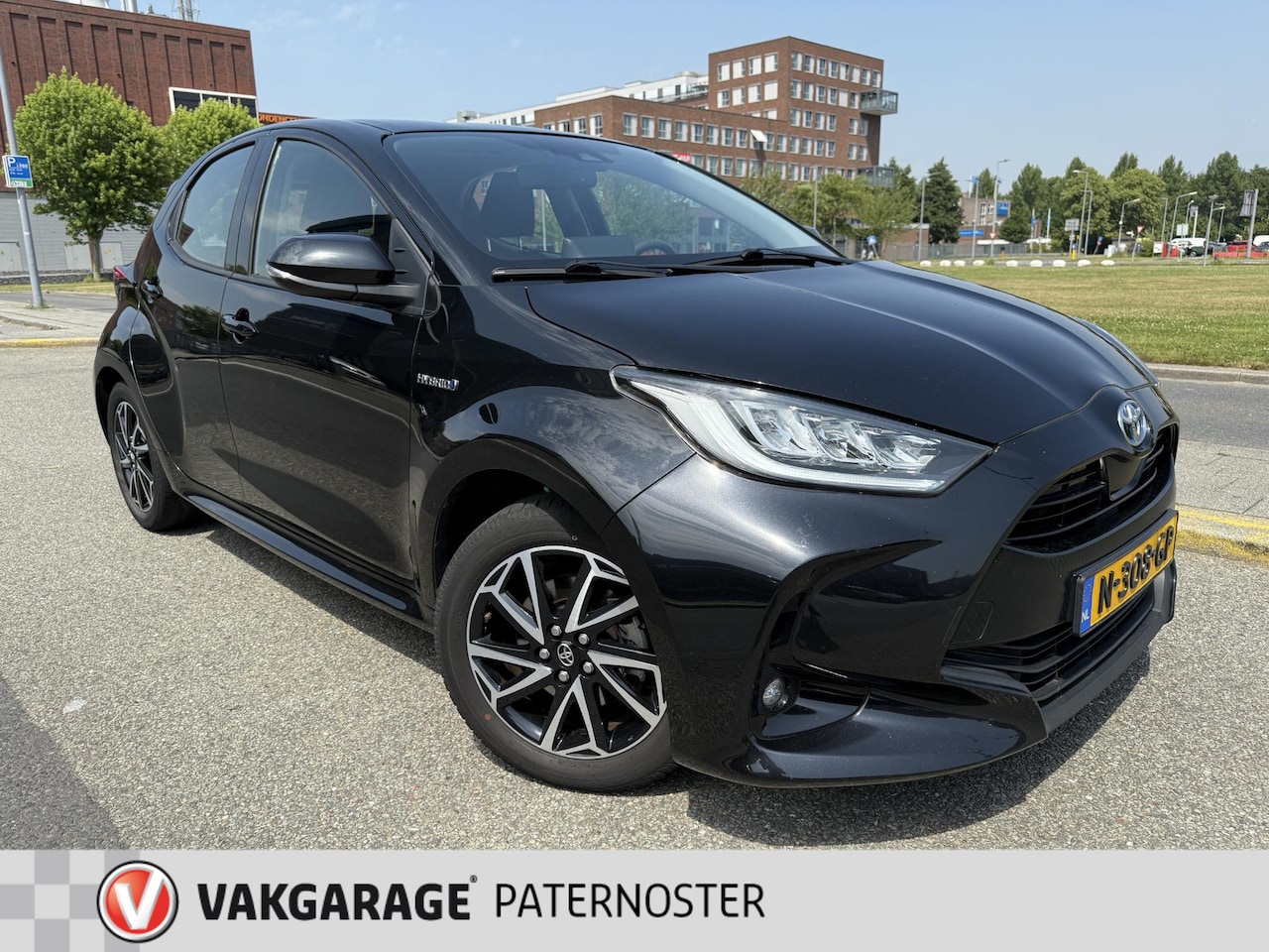 Toyota Yaris - 1.5 Hybrid Carplay / 16'' LMV / Bovag garantie - AutoWereld.nl