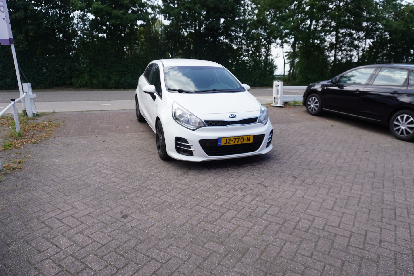 Kia Rio - 1.2 CVVT DynamicLine NAVI CRUISE CAMERA - AutoWereld.nl