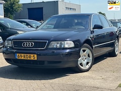 Audi A8 - 3.7 quattro