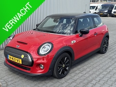 MINI Mini-Electric - Yours 33 kWh*AUTOM.*ECC*CRUISE*PANO*H&K