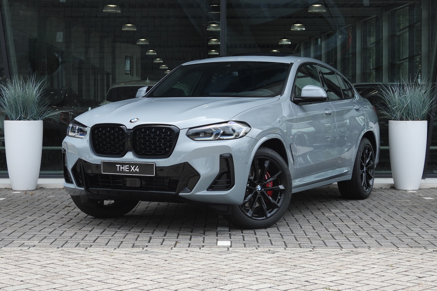 BMW X4 - xDrive30i High Executive M Sport Automaat / Panoramadak / Trekhaak / Laserlight / Sportsto - AutoWereld.nl