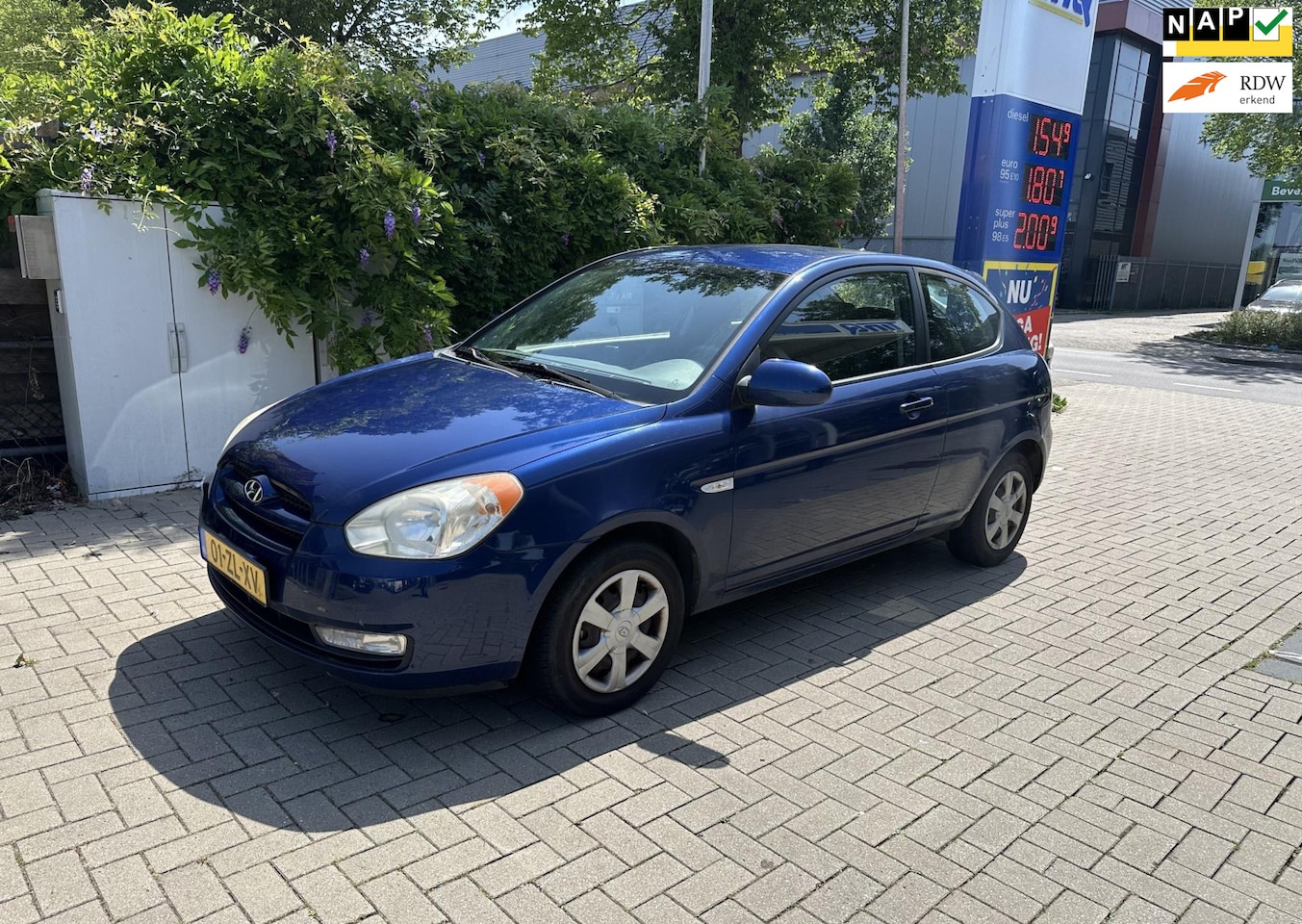 Hyundai Accent - 1.4i Dynamic Joy Airco - AutoWereld.nl