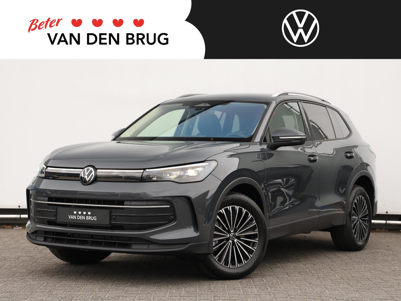 Volkswagen Tiguan - 1.5 eHybrid Life Edition 204PK DSG | Led | Trekhaak | Camera | Stoelverwarming | Keyless - AutoWereld.nl