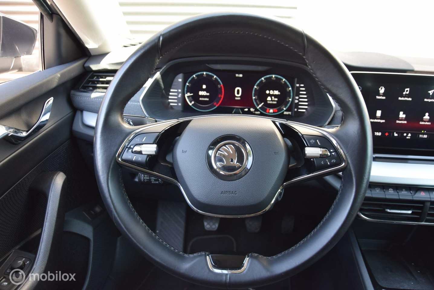 Skoda Octavia Combi - 1.5 TSI 150pk First Edition Apple Carplay ACC NW Type!