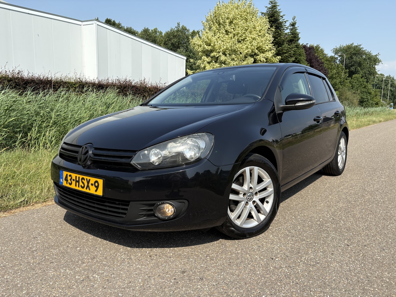 Volkswagen Golf - 1.4 TSI Highline / AUTOMAAT / NAVI / CRUISE - AutoWereld.nl