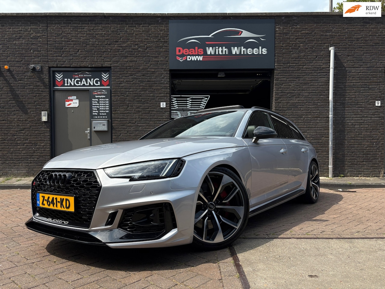 Audi RS4 - 2.9 TFSI Quattro Special | PANO | B&O | LEDER | - AutoWereld.nl