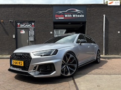 Audi RS4 - 2.9 TFSI Quattro Special | PANO | B&O | LEDER |