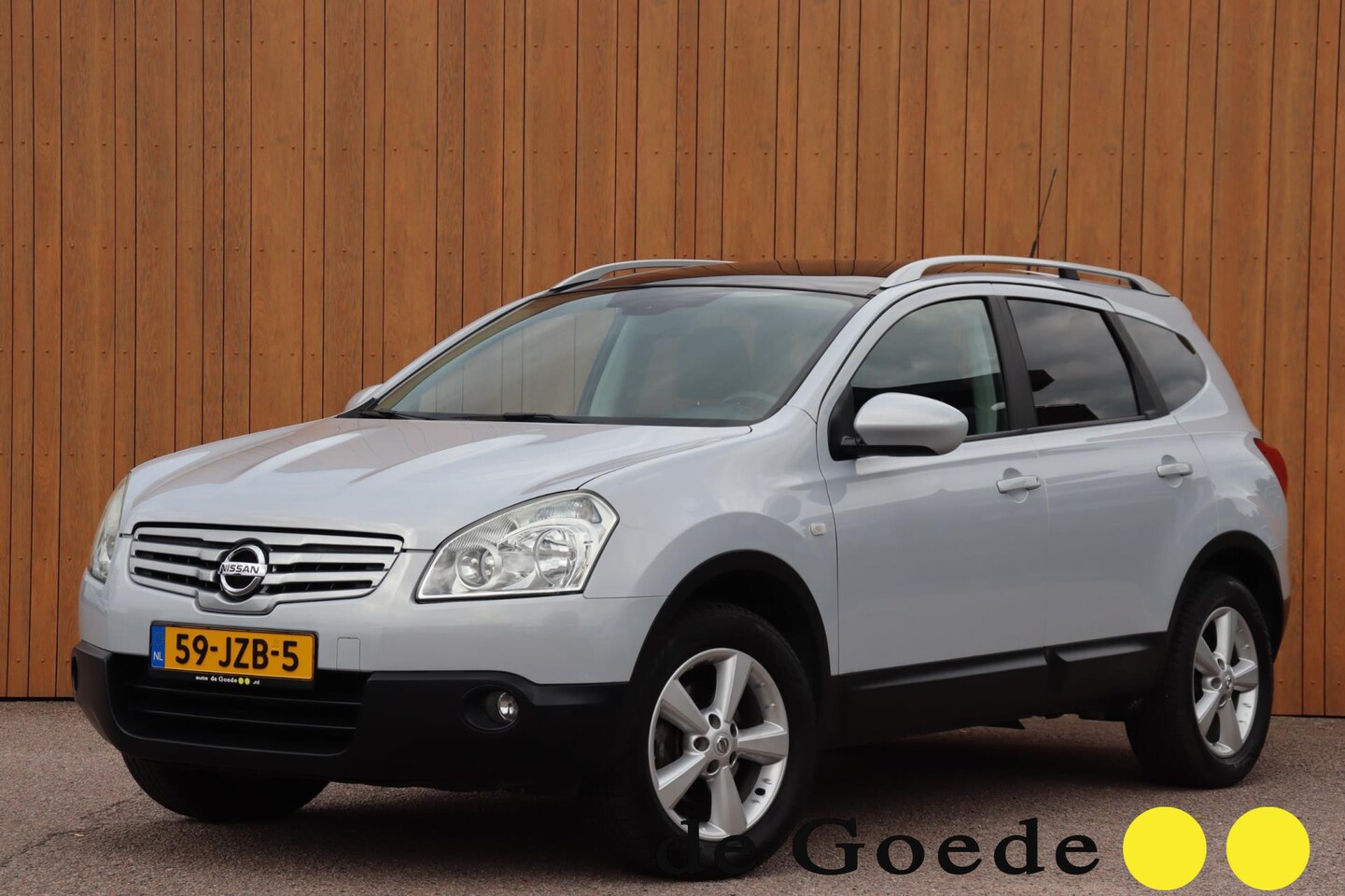 Nissan Qashqai+2 - 1.6 Optima 7-persoons org. NL panoramadak trekhaak - AutoWereld.nl