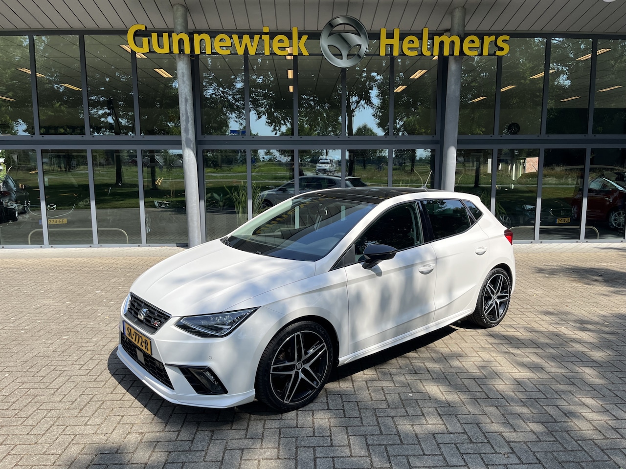 SEAT Ibiza - 1.0 TSI FR Business Intense | CAMERA | CARPLAY | CLIMA | CRUISE | NAVI | ELEC. SCHUIF-/KAN - AutoWereld.nl