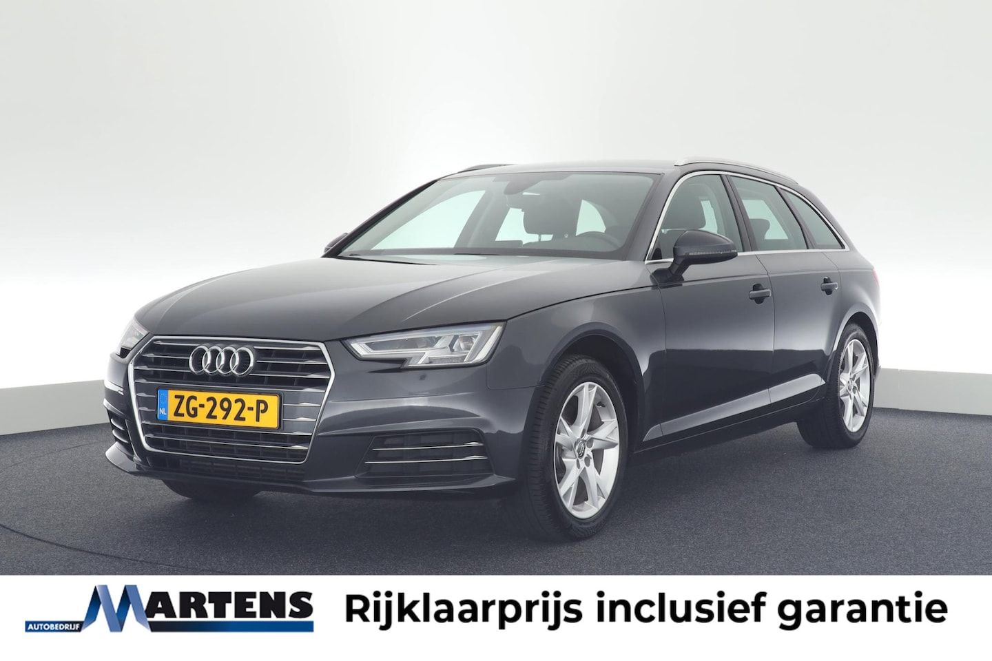 Audi A4 Avant - 2.0 TFSI 190pk S-Tronic ultra Sport Pro Line Trekhaak Stoelverwarming Virtual Cockpit Navi - AutoWereld.nl