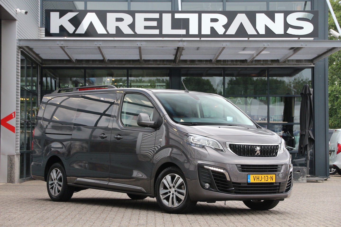 Peugeot Expert - 2.0 BlueHDI 180 | Aut. | DC | L3 | Headup | Keyless | Navi | Clima.. - AutoWereld.nl