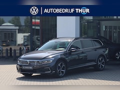 Volkswagen Passat Variant - 1.4 TSI PHEV GTE Business 217PK / 160kW LED Matrix IQ.Light, achteruitrijcamera, draadloos