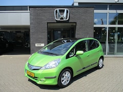 Honda Jazz - Hybrid 1.4 i-VTEC 102pk CVT Elegance-Rijklaar