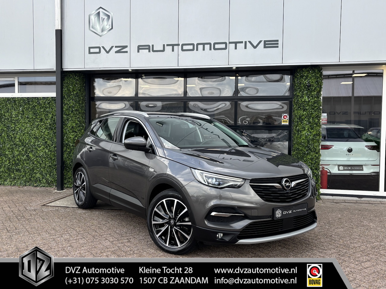 Opel Grandland X - 1.6 Turbo 300PK Hybrid4 Innovation + | Leder | Memory | 360 Camera | Trekhaak - AutoWereld.nl