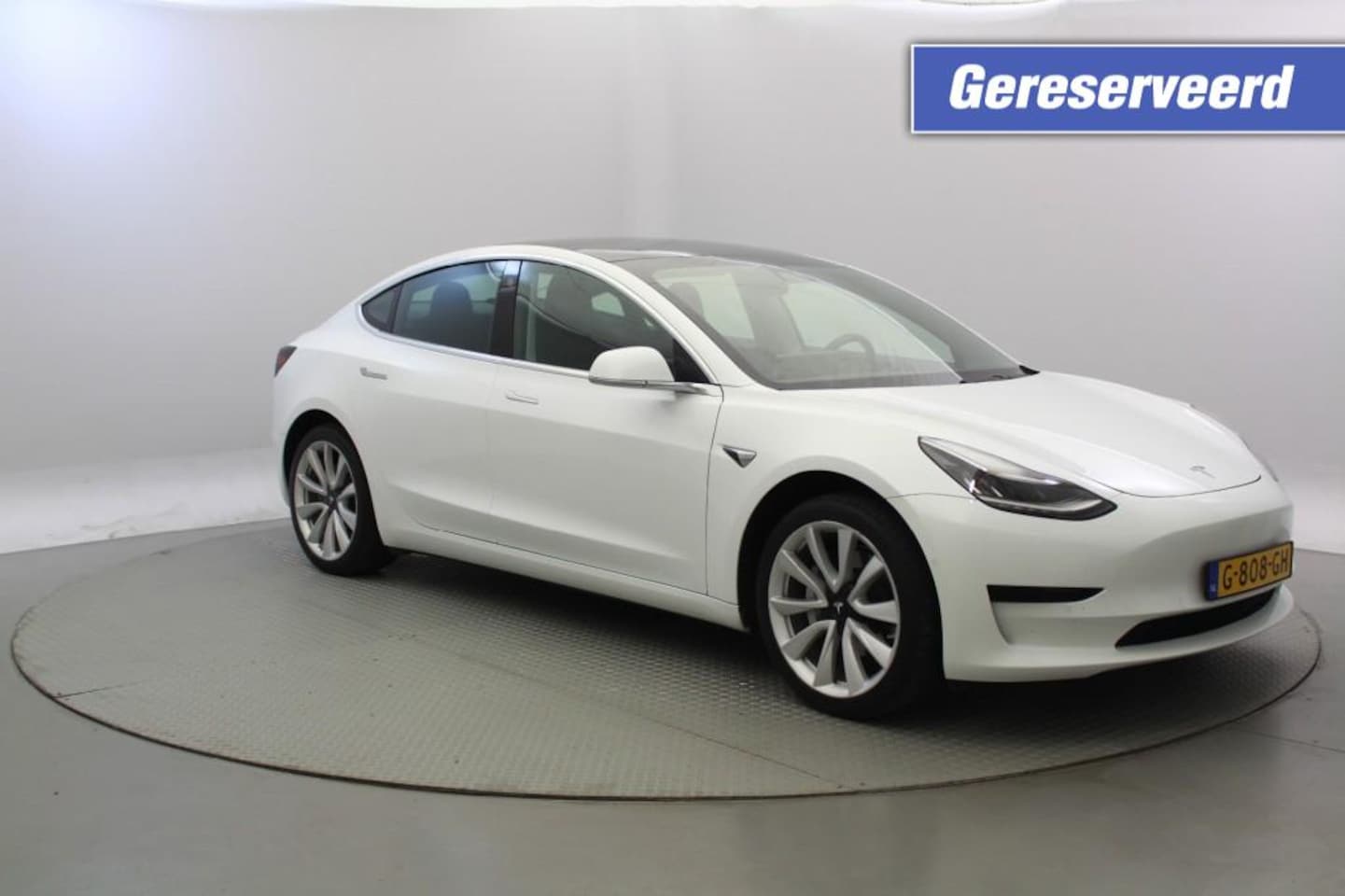 Tesla Model 3 - Standard RWD Plus 60 kWh - panorama, Leer, Camera, Trekhaak GERESERVEERD!!! - AutoWereld.nl