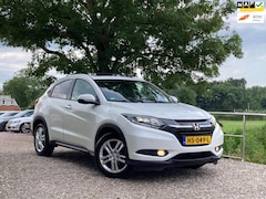 Honda HR-V - 1.5 i-VTEC Executive | Schuif/kantel dak + Automaat + Clima nu € 13.975,