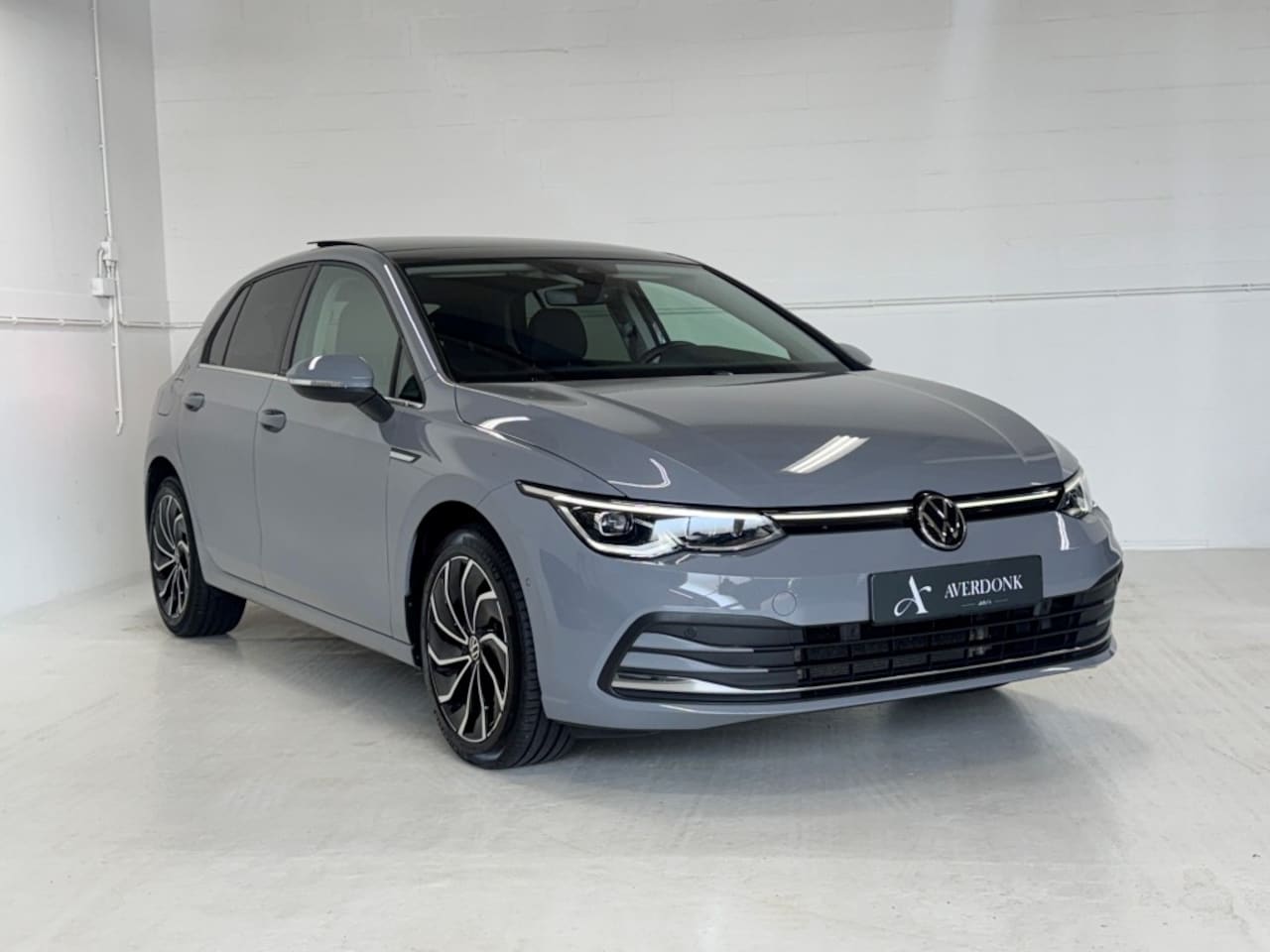 Volkswagen Golf - 1.5 TSI Style  NAP/Pano/Cam/Keyless/Sfeerv/Led - AutoWereld.nl
