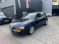 Alfa Romeo 147 - 1.6 T.Spark Business Airco NAP APK
