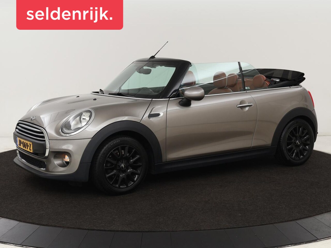 MINI Cabrio - 1.2 One Pepper Business | Origineel NL | Leder | Navigatie | Bluetooth | Cruise control | - AutoWereld.nl