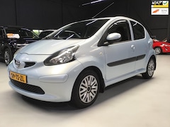Toyota Aygo - 1.0-12V + I 5 Drs I Elec Ramen I Isofix I Toerenteller I Centr. deurvergr. I Stuurbekr.I B