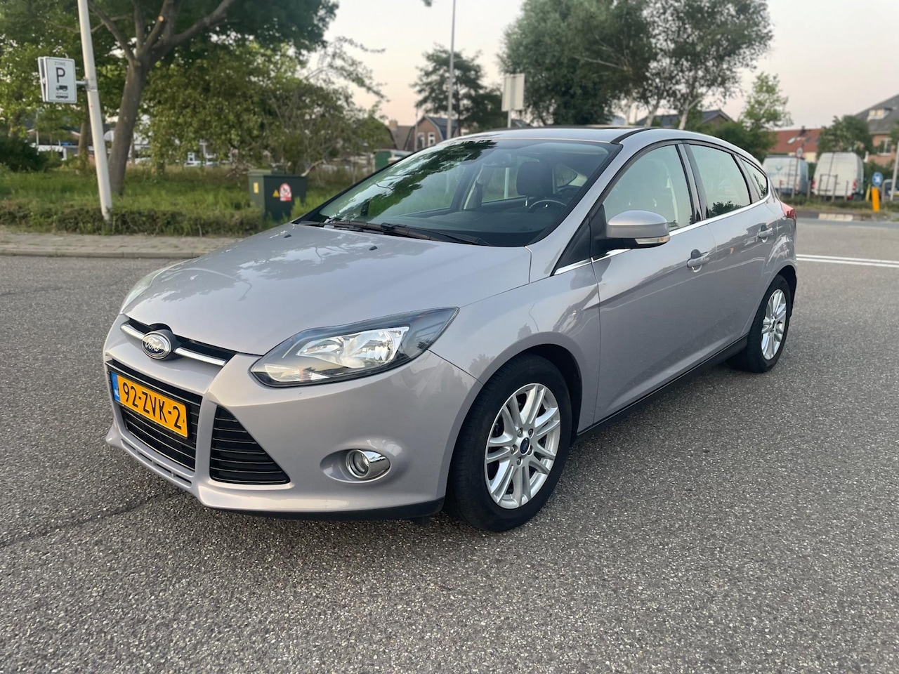 Ford Focus - 1.6 TI-VCT Titanium / automaat / cruise.control / navi / airco / stoelverwarming / pdc / l - AutoWereld.nl