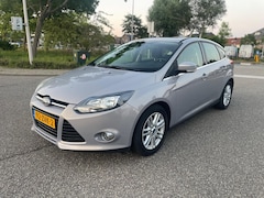 Ford Focus - 1.6 TI-VCT Titanium / automaat / cruise.control / navi / airco / stoelverwarming / pdc / l