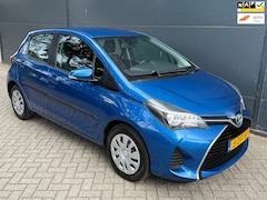 Toyota Yaris - 1.5 Hybrid/Automaat/Navi/Airco/achteruitcamera/bluetooth/cruise