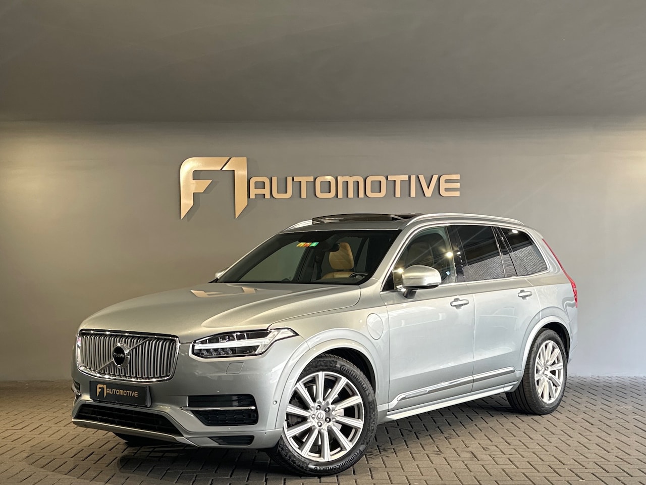 Volvo XC90 - 2.0 T8 Twin Engine AWD Inscription Pano|B&W|Memory - AutoWereld.nl