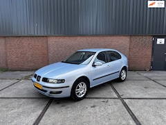 SEAT Leon - 1.6-16V Stella