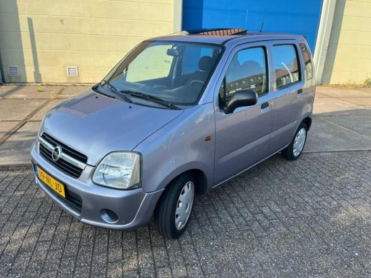 Opel Agila - 1.2-16V Essentia! 160 DKM NAP! Schuif/kanteldak! - AutoWereld.nl