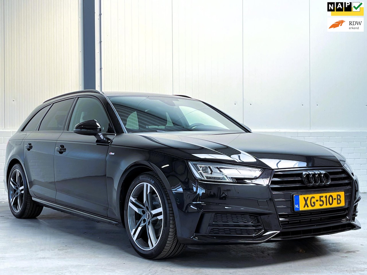 Audi A4 Avant - 2.0 TFSI MHEV Sport S line black edition 2.0 TFSI MHEV Sport S line black edition - AutoWereld.nl