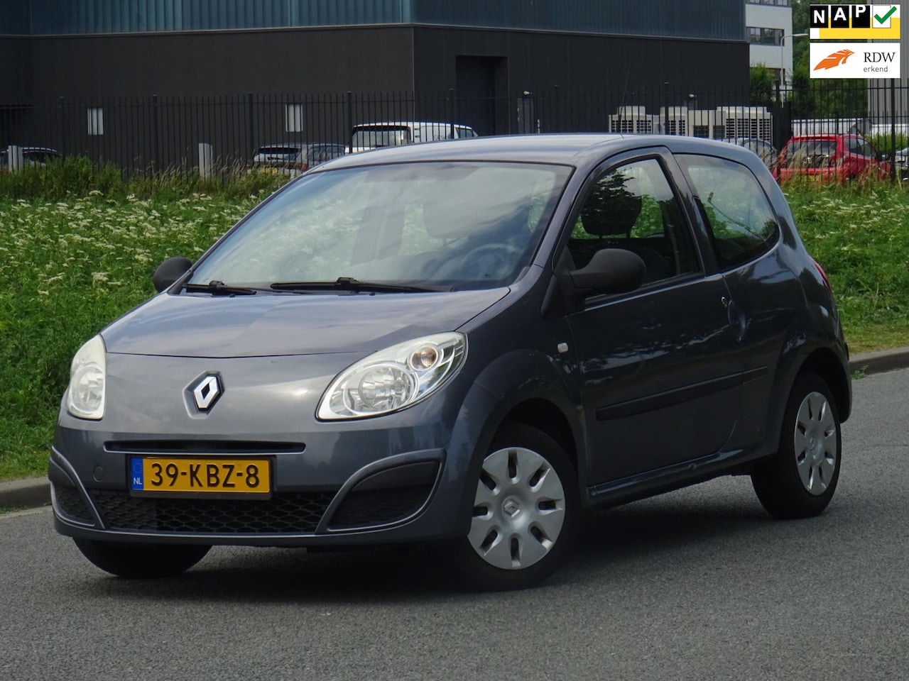 Renault Twingo - 1.2 Authentique BJ2009 NAP/AIRCO/NW APK - AutoWereld.nl