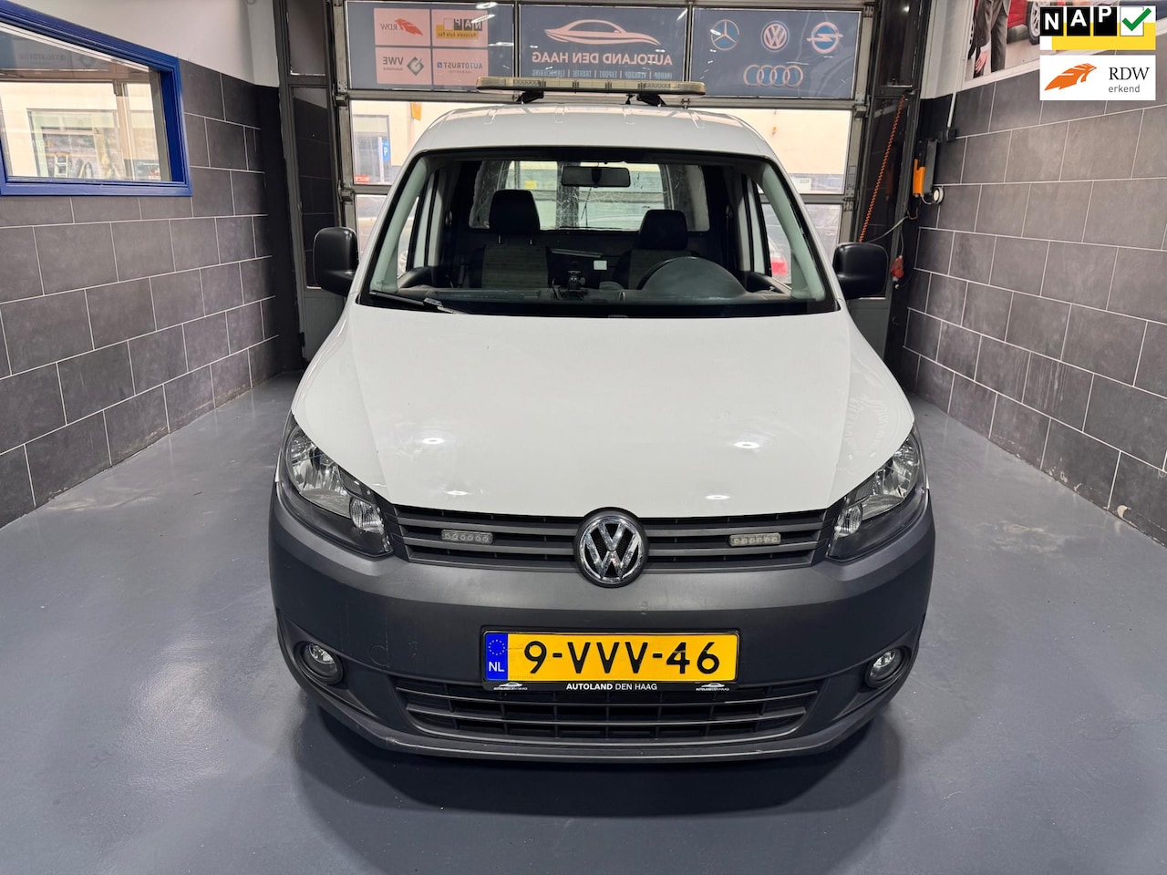 Volkswagen Caddy - 2.0 Ecofuel AIRCO - SCHUIFDEUR - TREKHAAK - NAP - ALLE MILIEUZONES - AutoWereld.nl