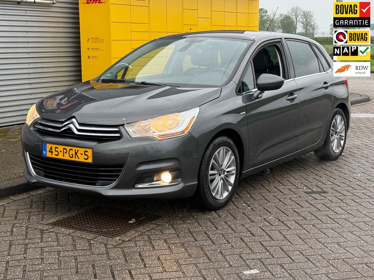 Citroën C4 - 1.6 THP Exclusive Bj 2011 Automaat ECC Airco Panoramadak PDC - AutoWereld.nl